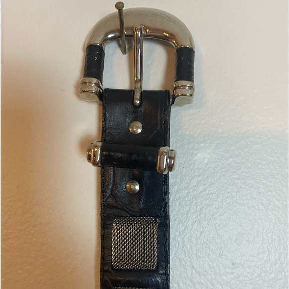 Black and metallic belt | bundle and get this item for free - Picture 1 of 6